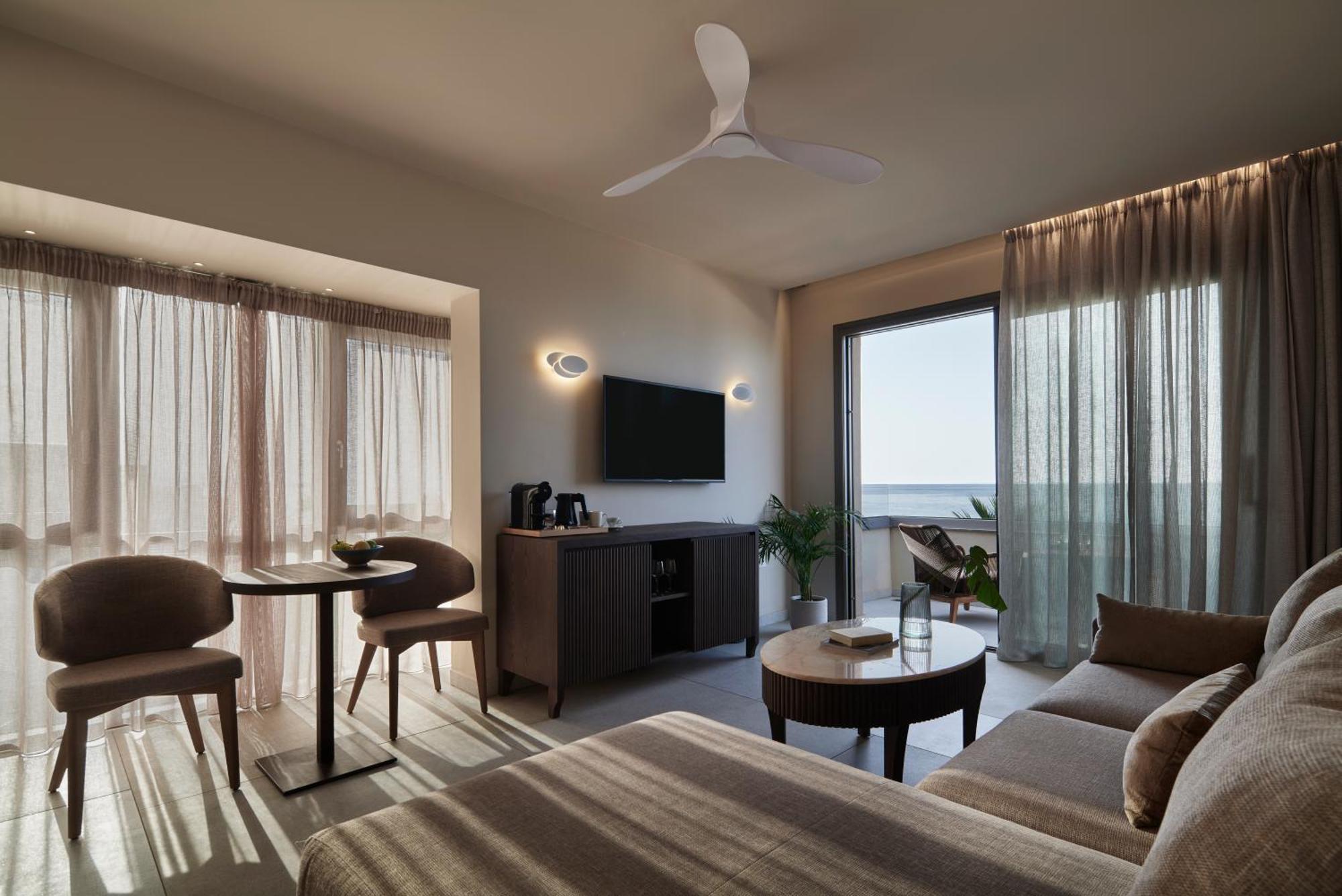 Amira Luxury & - Adults Only Hotel 5*
